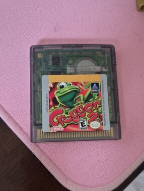 1998 Gameboy FROGGER 2